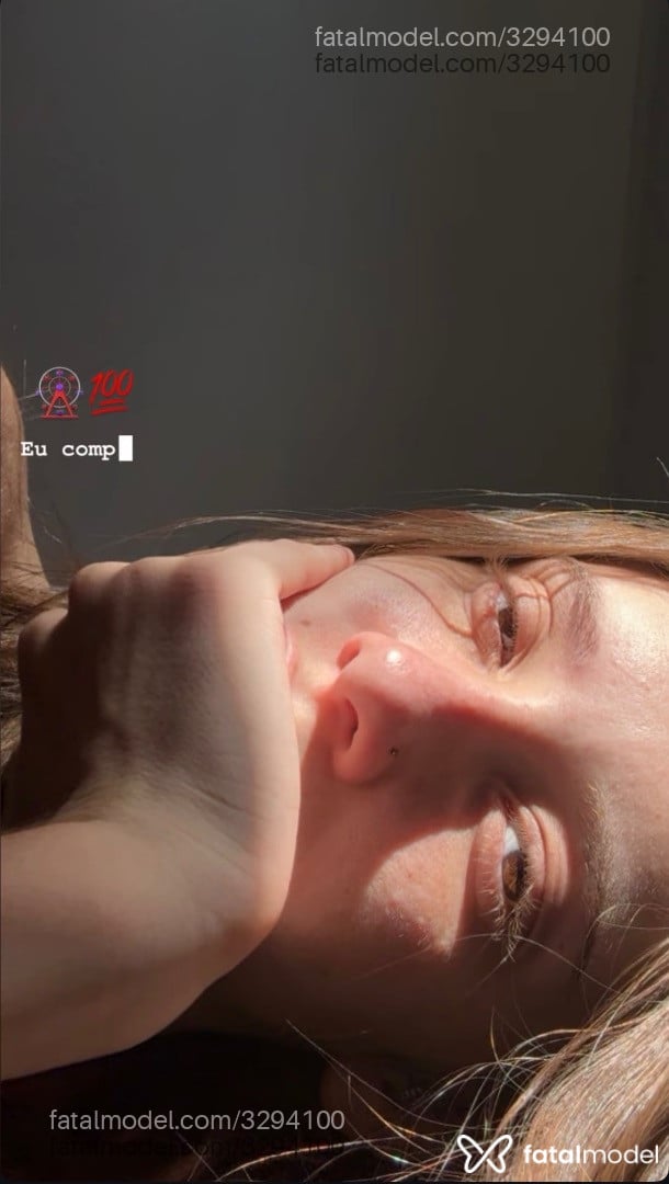 Acompanhante mulher loira (o) de olhos castanhos em Maceió - Mia Lex
