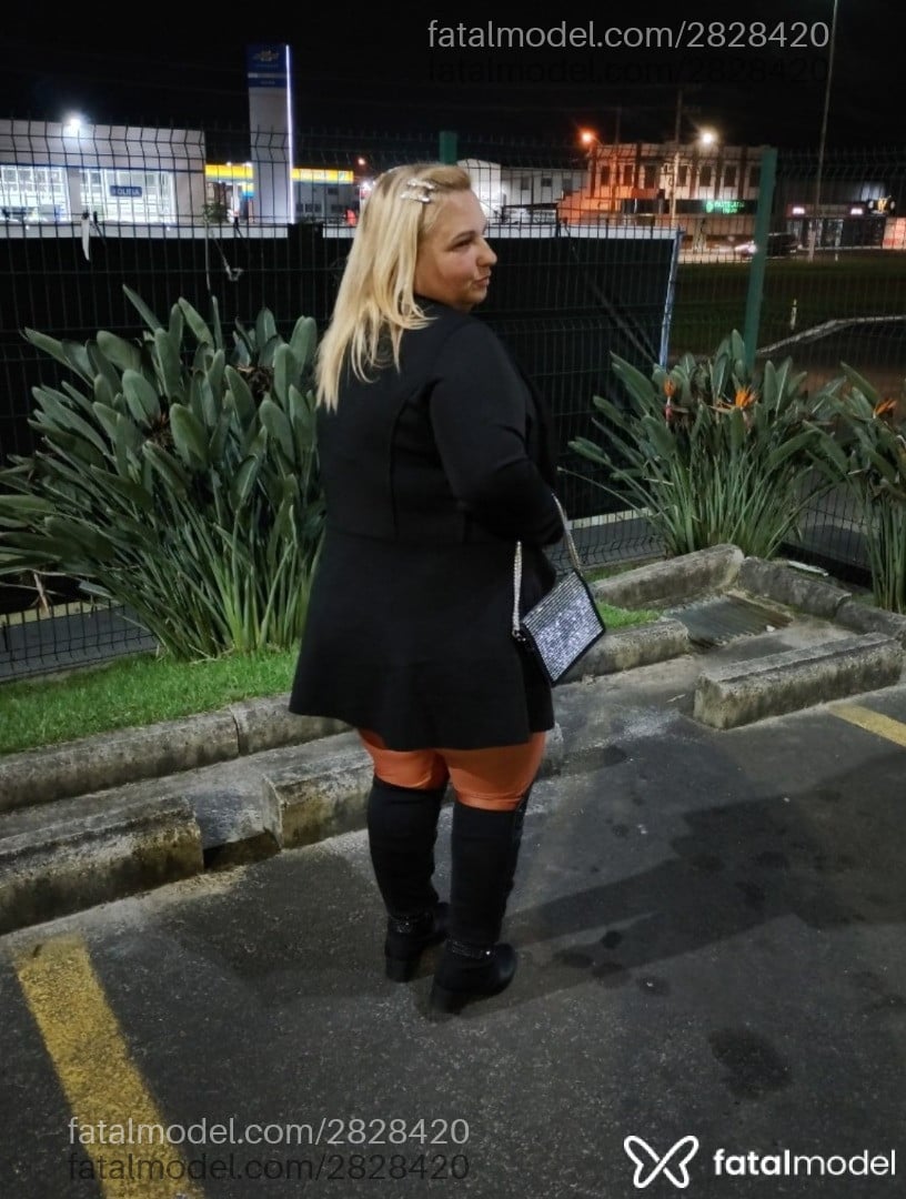 Acompanhante mulher loira (o) de olhos castanhos em Araranguá - Tais Pitanguinha