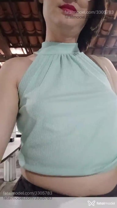 Acompanhante mulher trans com cabelo castanho de olhos mel em Irauçuba Acompanhante mulher trans com cabelo castanho de olhos mel em Irauçuba - Alana Bittencourt