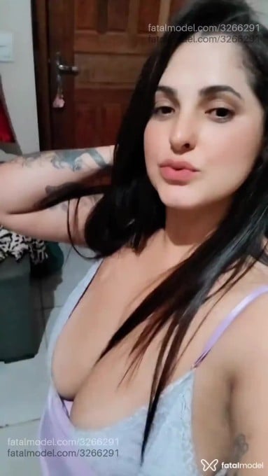 Acompanhante mulher com cabelo castanho de olhos pretos em Juara Acompanhante mulher com cabelo castanho de olhos pretos em Juara - Thais Souza
