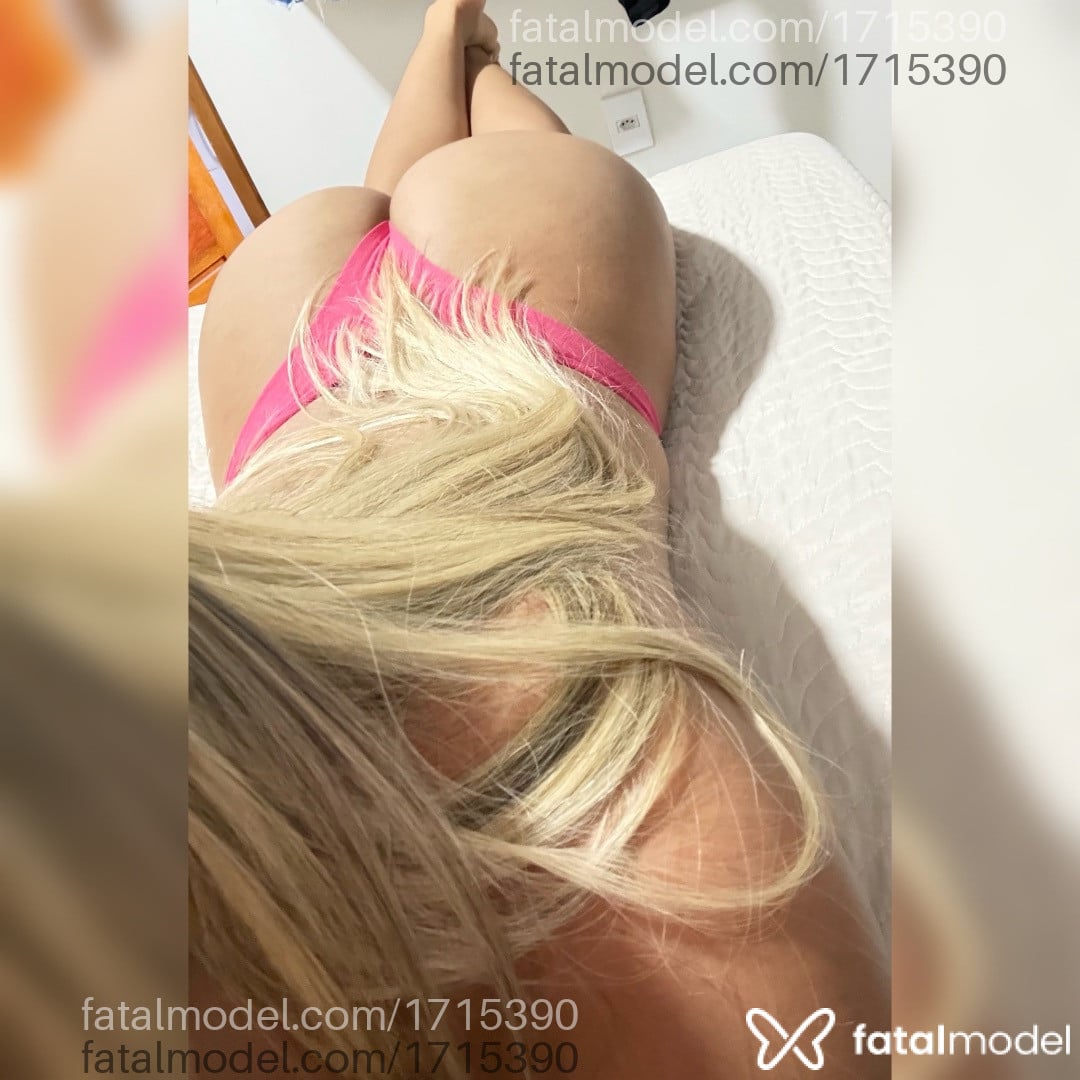 Acompanhante mulher loira (o) de olhos pretos em Itaituba - Larissa