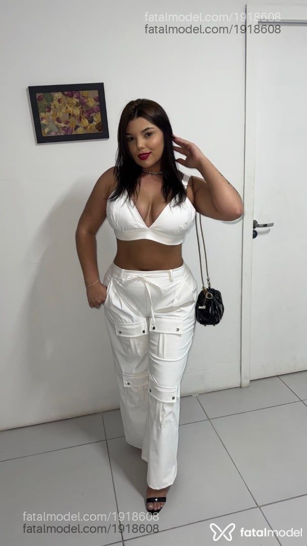 Acompanhante mulher loira (o) de olhos castanhos em Paranavaí - Pérola
