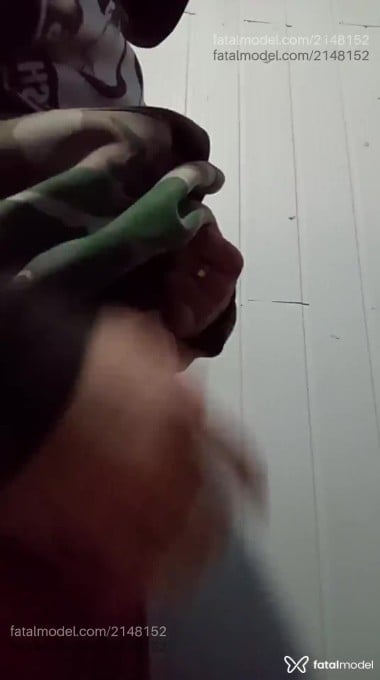 Acompanhante homem morena (o) de olhos castanhos em Tramandaí Acompanhante homem morena (o) de olhos castanhos em Tramandaí - Vitinho