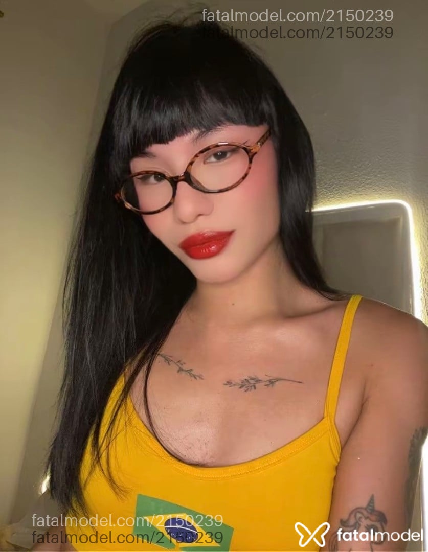 Acompanhante mulher trans ruiva (o) de olhos pretos em Ananindeua - Yumi Sofia