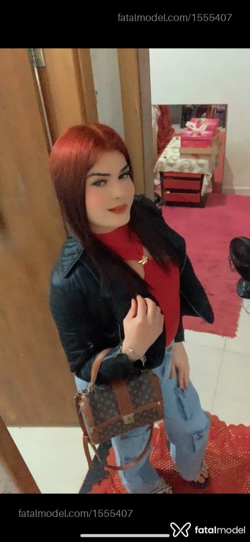 Acompanhante mulher trans morena (o) de olhos verdes em Bauru - Branquinhaa