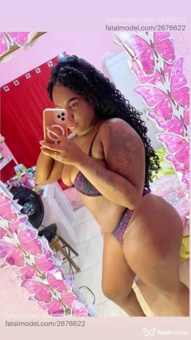 Acompanhante mulher morena (o) de olhos castanhos em Virtual - Aicha