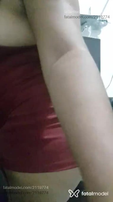 Acompanhante mulher com cabelo castanho de olhos castanhos - Aninha Acompanhante mulher com cabelo castanho de olhos castanhos - Aninha