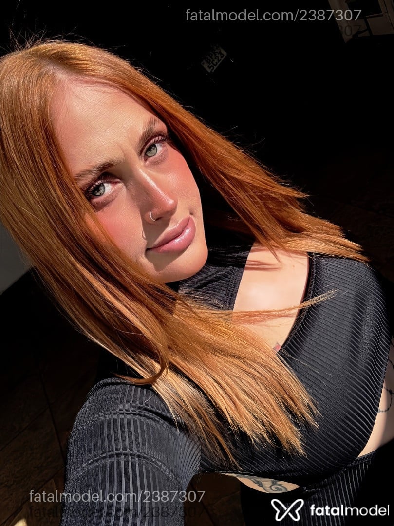 Acompanhante mulher ruiva (o) de olhos verdes em Ribeirão Preto - Lua Gabriela