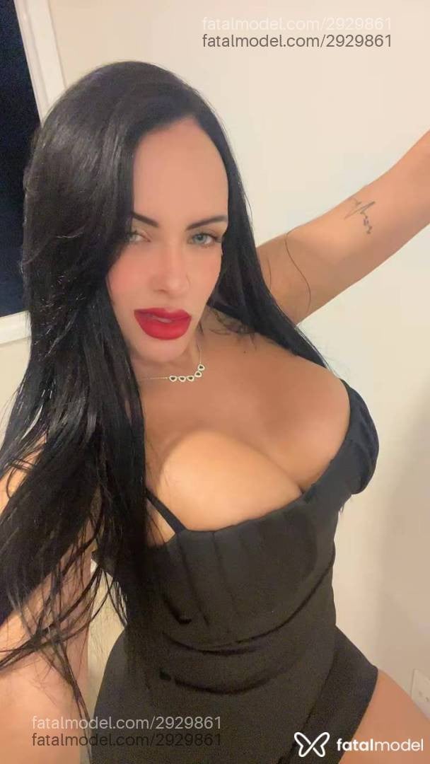 Acompanhante mulher morena (o) de olhos verdes - Pamella Olyver
