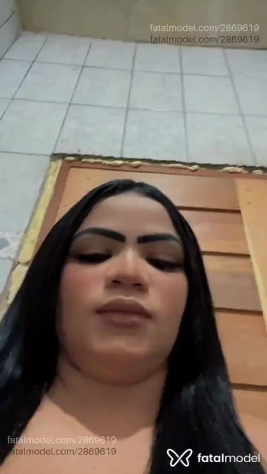 Acompanhante mulher morena (o) de olhos pretos em Porto Alegre do Norte Acompanhante mulher morena (o) de olhos pretos em Porto Alegre do Norte - Clara