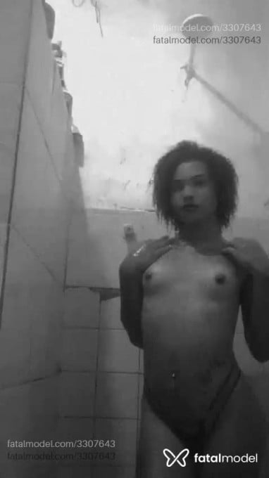 Acompanhante homem morena (o) de olhos pretos em Pimenta Bueno Acompanhante homem morena (o) de olhos pretos em Pimenta Bueno - Kiara