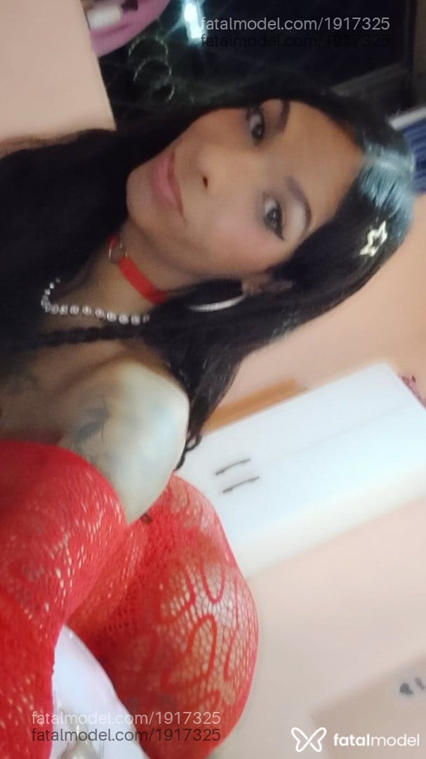 Acompanhante mulher trans com cabelo castanho de olhos castanhos em Belo Horizonte - ímola
