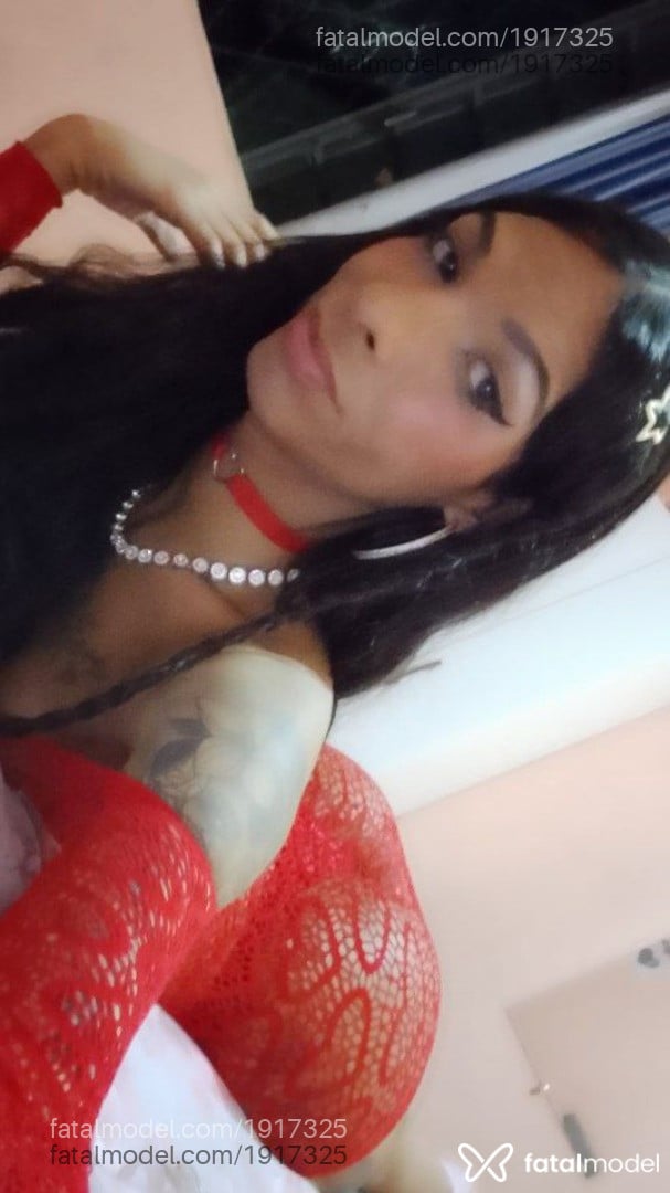 Acompanhante mulher trans com cabelo castanho de olhos castanhos em Belo Horizonte - ímola