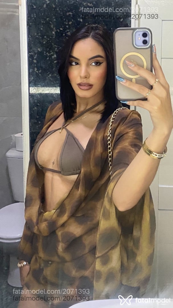 Acompanhante mulher morena (o) de olhos castanhos em Rio de Janeiro - Laura Ferraz