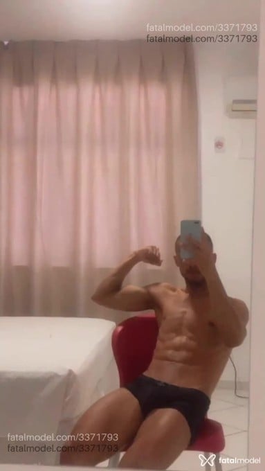 Acompanhante homem morena (o) de olhos castanhos em Itabuna Acompanhante homem morena (o) de olhos castanhos em Itabuna - Nix Baiano