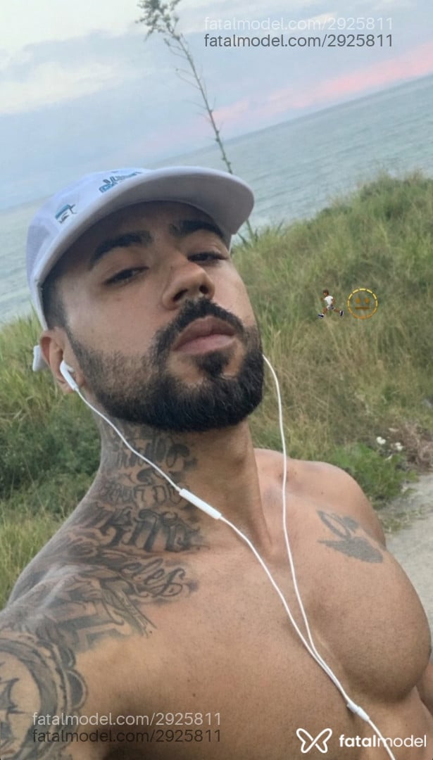 Acompanhante homem morena (o) de olhos castanhos em Rio de Janeiro - Matheus