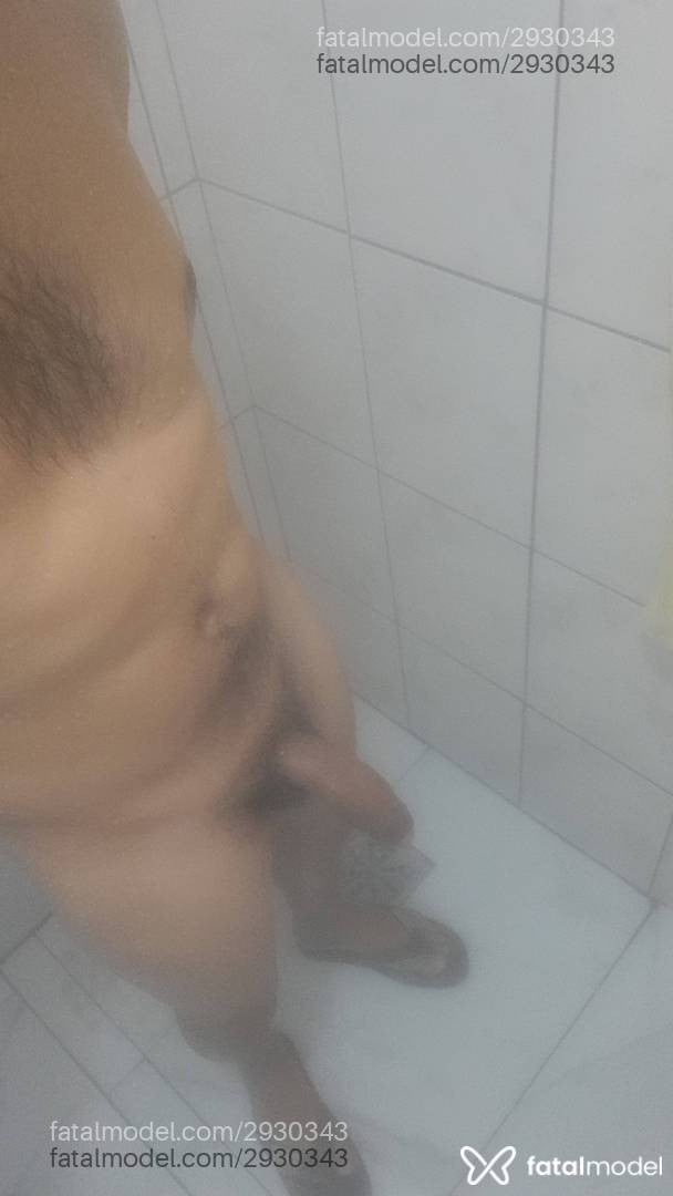 Acompanhante homem morena (o) de olhos pretos - Adriano