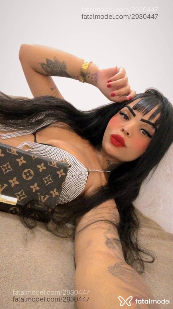 Acompanhante mulher morena (o) de olhos pretos em Belo Horizonte - Japonesa