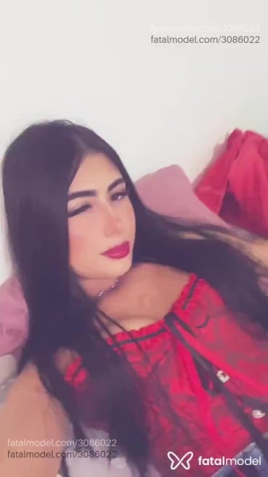 Acompanhante mulher morena (o) de olhos castanhos - Angel