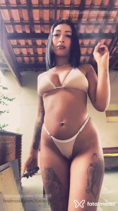 Acompanhante mulher morena (o) de olhos castanhos em Trindade Acompanhante mulher morena (o) de olhos castanhos em Trindade - Flavia