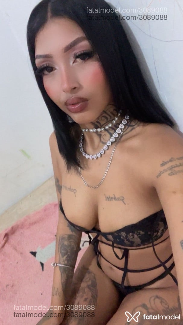 Acompanhante mulher morena (o) de olhos castanhos em Trindade Acompanhante mulher morena (o) de olhos castanhos em Trindade - Flavia