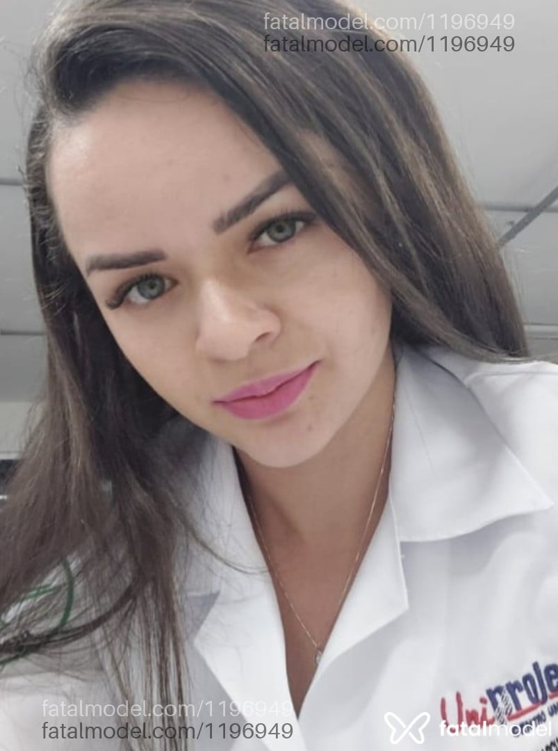 Acompanhante mulher loira (o) de olhos azuis em Virtual - YSA MODELLO