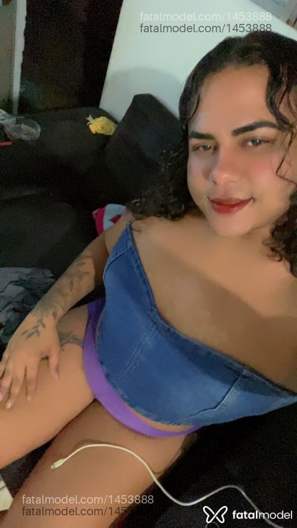 Acompanhante travesti com cabelo castanho de olhos castanhos em Birigui - Raissa scobar