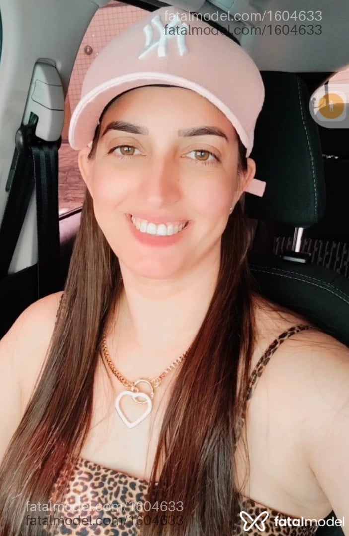 Acompanhante mulher com cabelo castanho de olhos mel em Virtual - Lauren Liv