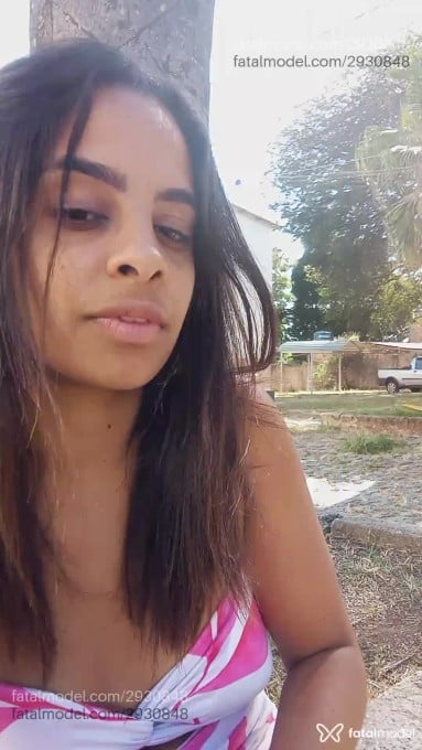 Acompanhante mulher morena (o) de olhos castanhos em Betim Acompanhante mulher morena (o) de olhos castanhos em Betim - Bianca