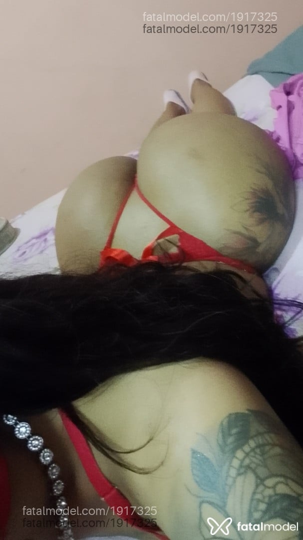 Acompanhante mulher trans com cabelo castanho de olhos castanhos em Belo Horizonte - ímola