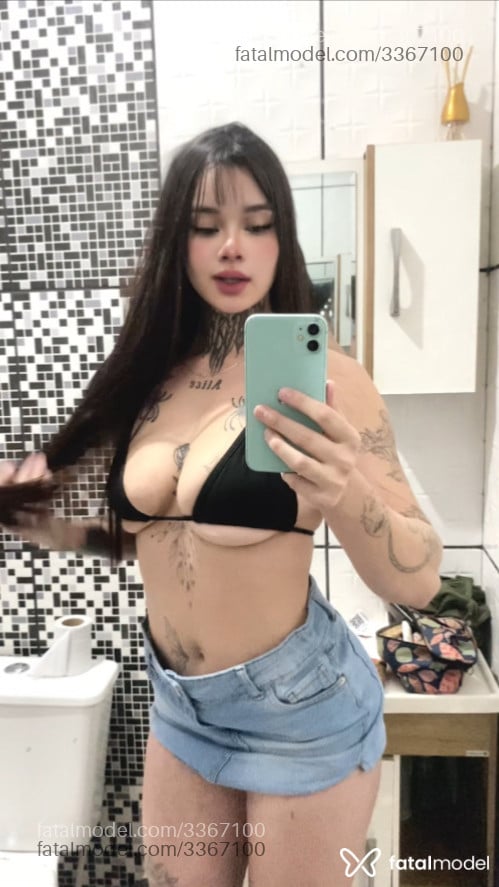Acompanhante mulher morena (o) de olhos castanhos em Cascavel - Karina