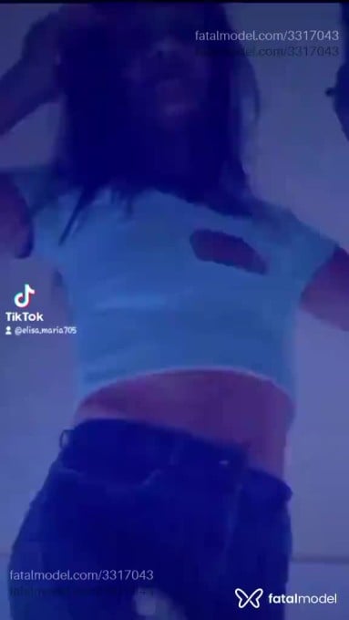 Acompanhante mulher morena (o) de olhos pretos - Maria