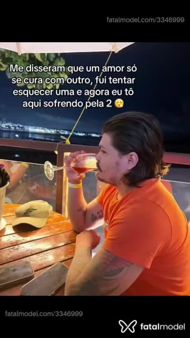 Acompanhante homem com cabelo castanho de olhos mel em Natal Acompanhante homem com cabelo castanho de olhos mel em Natal - Danilo Dutra