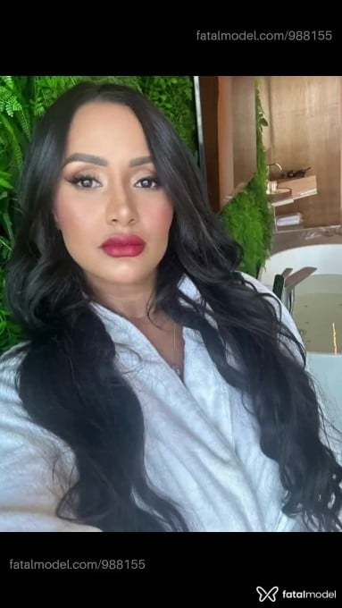 Acompanhante mulher morena (o) de olhos pretos em Vitória da Conquista Acompanhante mulher morena (o) de olhos pretos em Vitória da Conquista - Laura