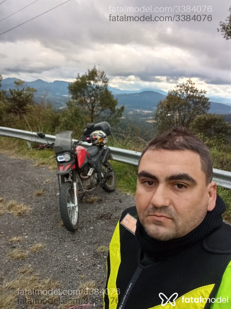 Acompanhante homem morena (o) de olhos pretos em Biguaçu Acompanhante homem morena (o) de olhos pretos em Biguaçu - Anderson