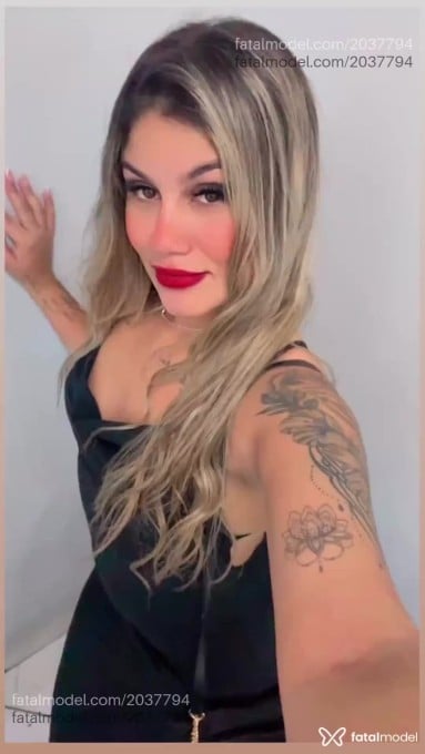Acompanhante mulher loira (o) de olhos castanhos em Alfenas Acompanhante mulher loira (o) de olhos castanhos em Alfenas - Luana Teixeira