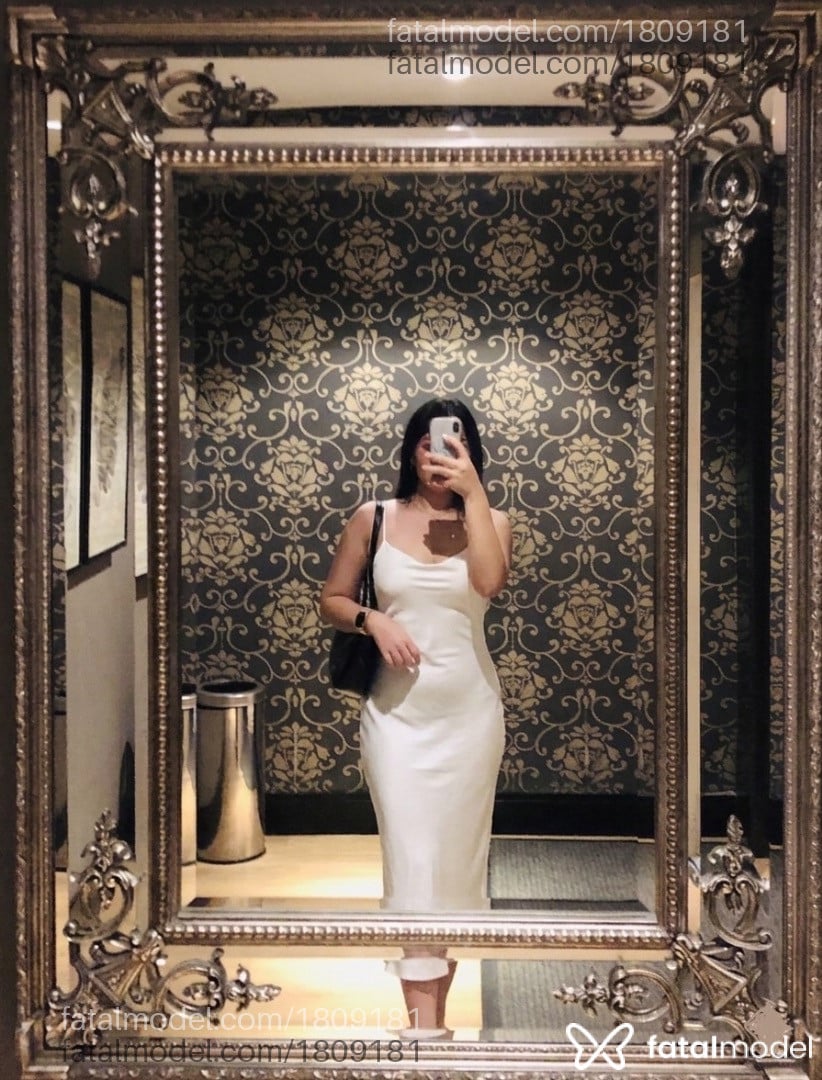 Acompanhante mulher com cabelo castanho de olhos castanhos em Pato Branco - Jade Vieira