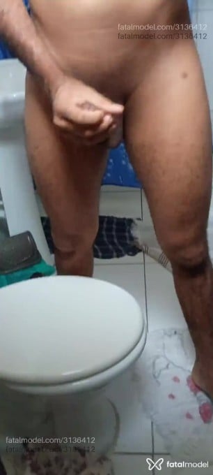 Acompanhante homem com cabelo castanho de olhos castanhos em Resende - Baiano