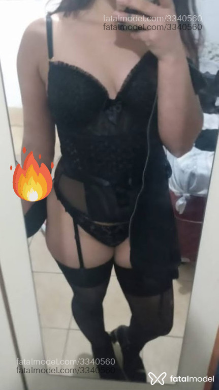 Acompanhante mulher com cabelo castanho de olhos castanhos em Santiago - Bruna Millene