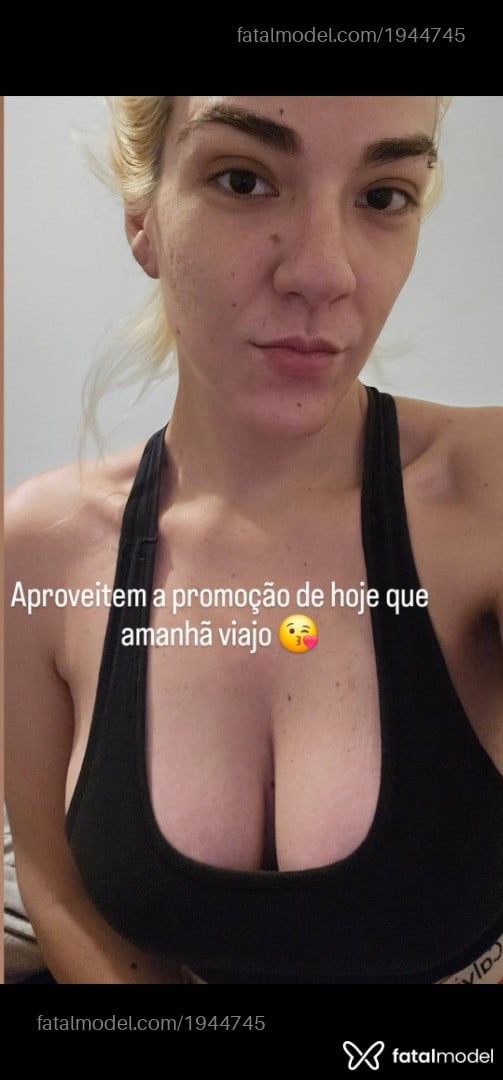Acompanhante mulher com cabelo castanho de olhos castanhos em Campina Grande - Mariana