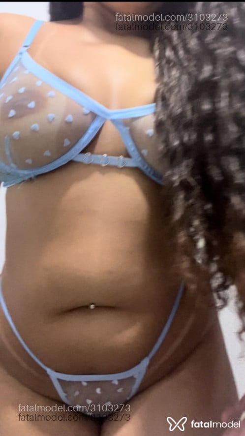 Acompanhante mulher morena (o) de olhos castanhos em Fortaleza - Isabelly