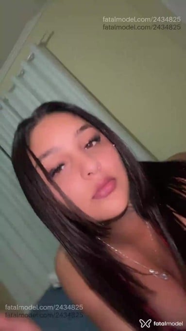 Acompanhante mulher com cabelo castanho de olhos castanhos em Betim - Karol Lima
