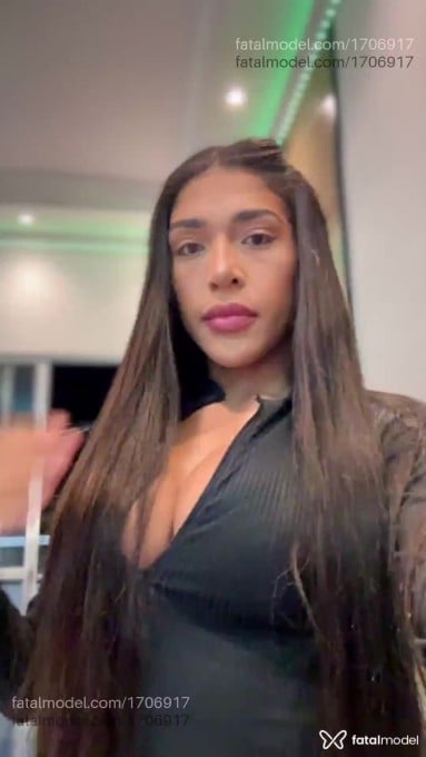Acompanhante mulher trans morena (o) de olhos castanhos em Brasília Acompanhante mulher trans morena (o) de olhos castanhos em Brasília - Kawany Beatriz