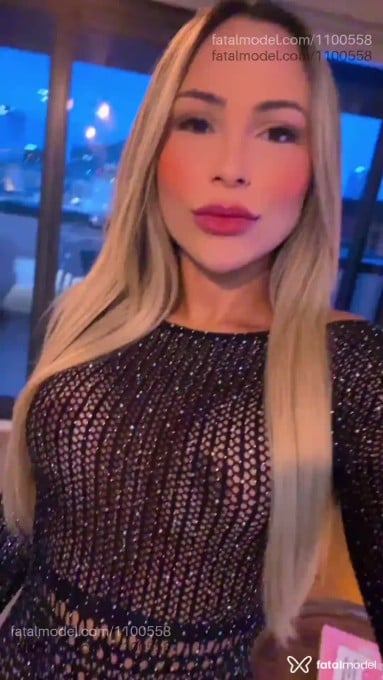 Acompanhante mulher loira (o) de olhos castanhos em Uberlândia Acompanhante mulher loira (o) de olhos castanhos em Uberlândia - Bortoluzzisoll