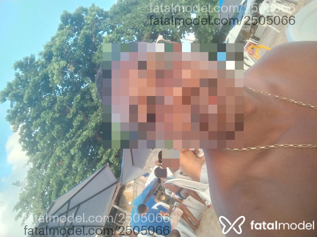 Acompanhante homem morena (o) de olhos pretos em Salvador - Porto