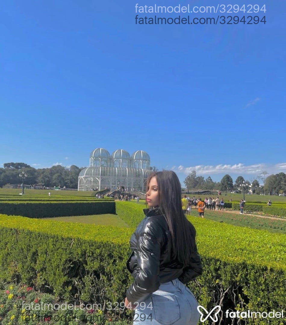 Acompanhante mulher trans morena (o) de olhos castanhos em Curitiba - Millena