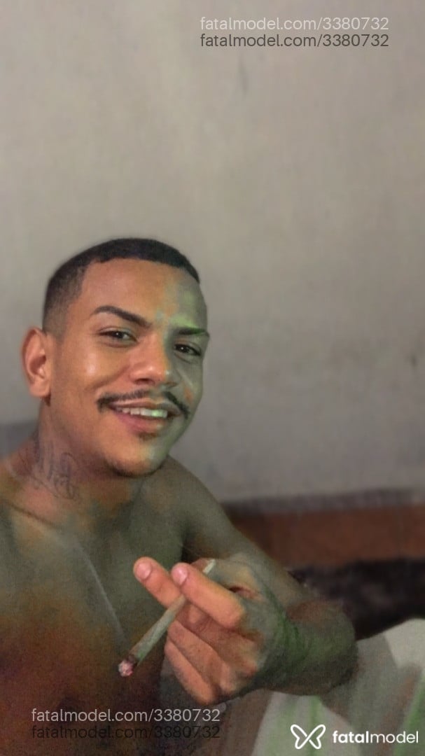 Acompanhante homem morena (o) de olhos castanhos em Goiânia - Mr Perereco