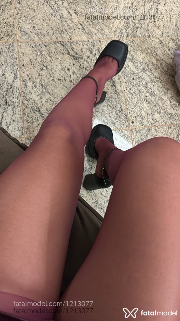 Acompanhante mulher com cabelo castanho de olhos pretos em Caldas Novas - Catarina