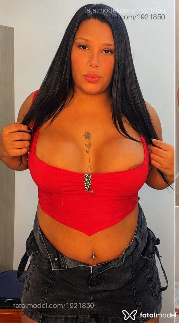 Acompanhante mulher trans morena (o) de olhos castanhos em Atibaia - Yndia