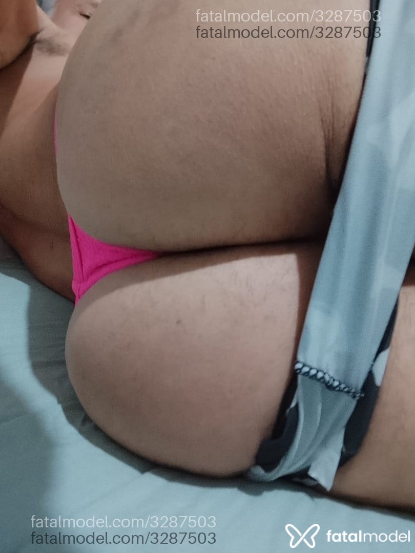 Acompanhante homem trans com cabelo grisalho de olhos verdes em Virtual Acompanhante homem trans com cabelo grisalho de olhos verdes em Virtual - Marcio Guedes